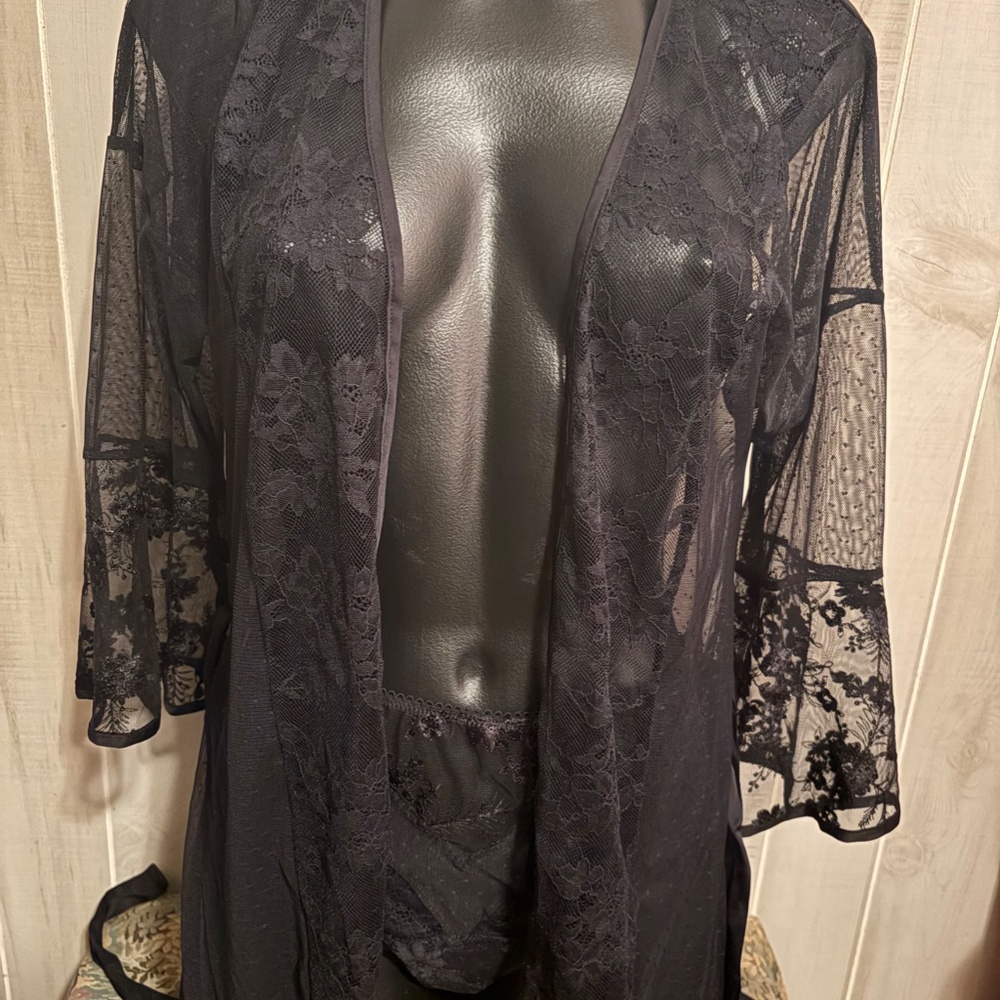 NWT Intimissimi Couture de Nuit Lace Kimono Small & Brazilian Hipster Medium